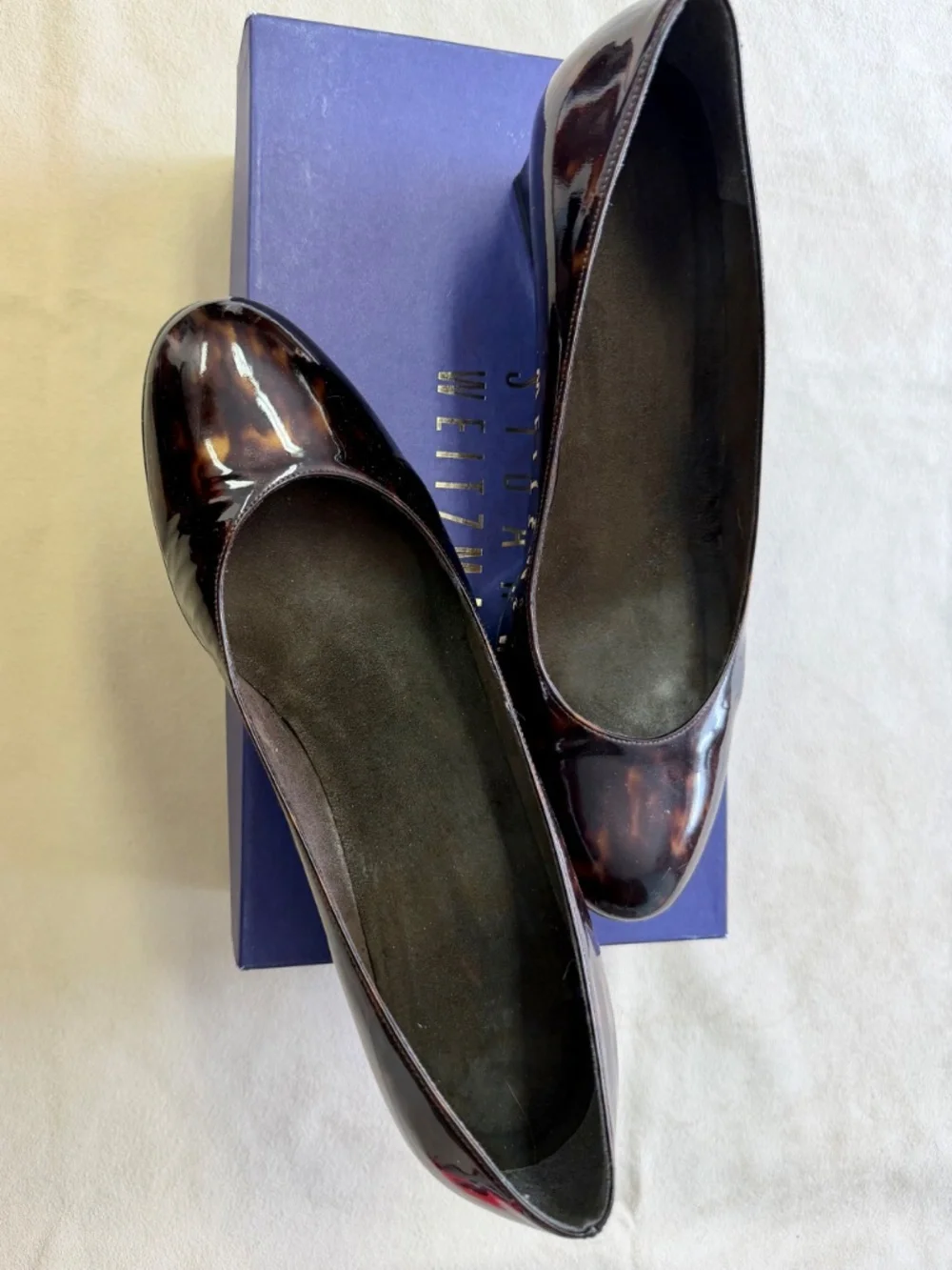 Stuart Weitzman 